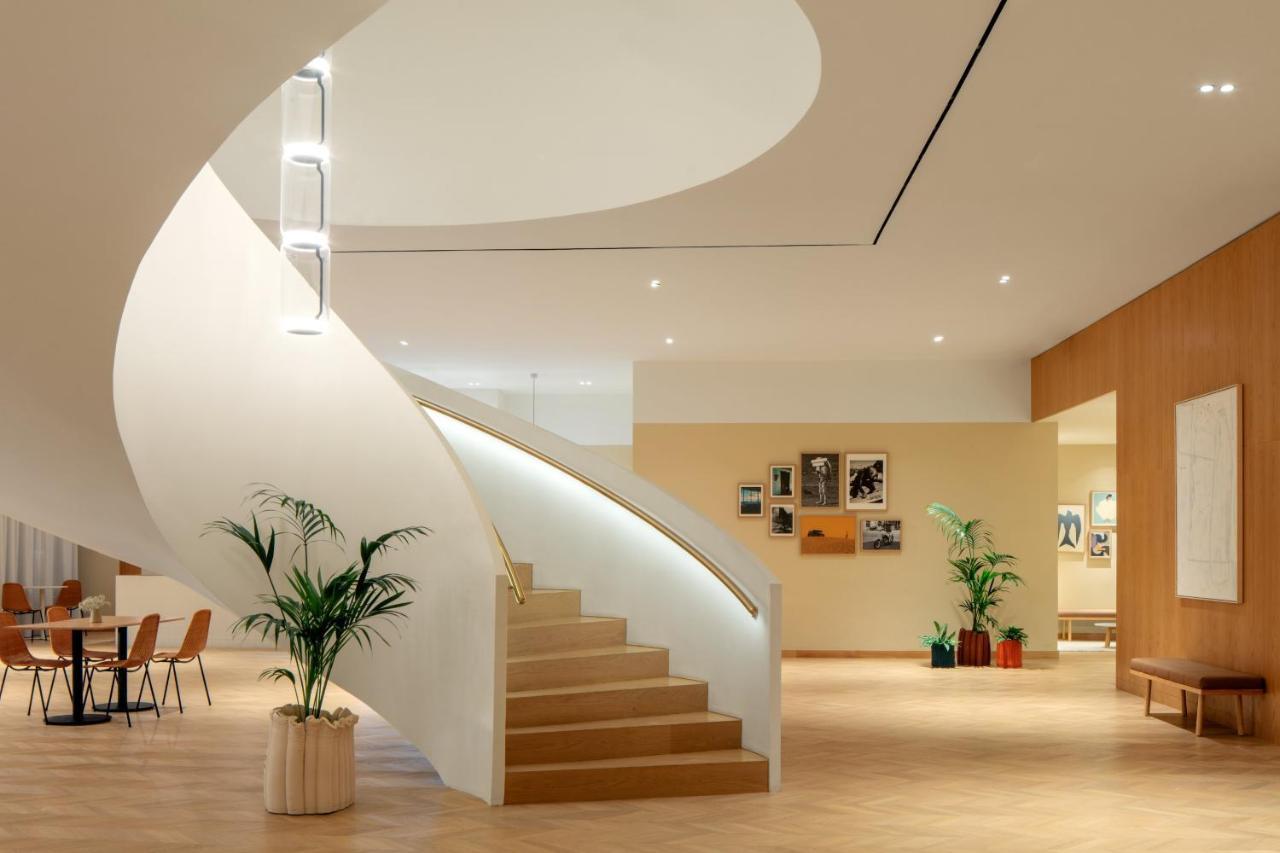 Staybridge Internet City By Ihg Dubai