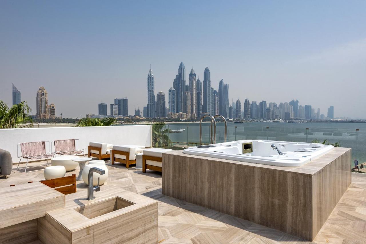 Five Palm Luxury Villa: Beachfront Retreat With Private Pool And Panoramic Views