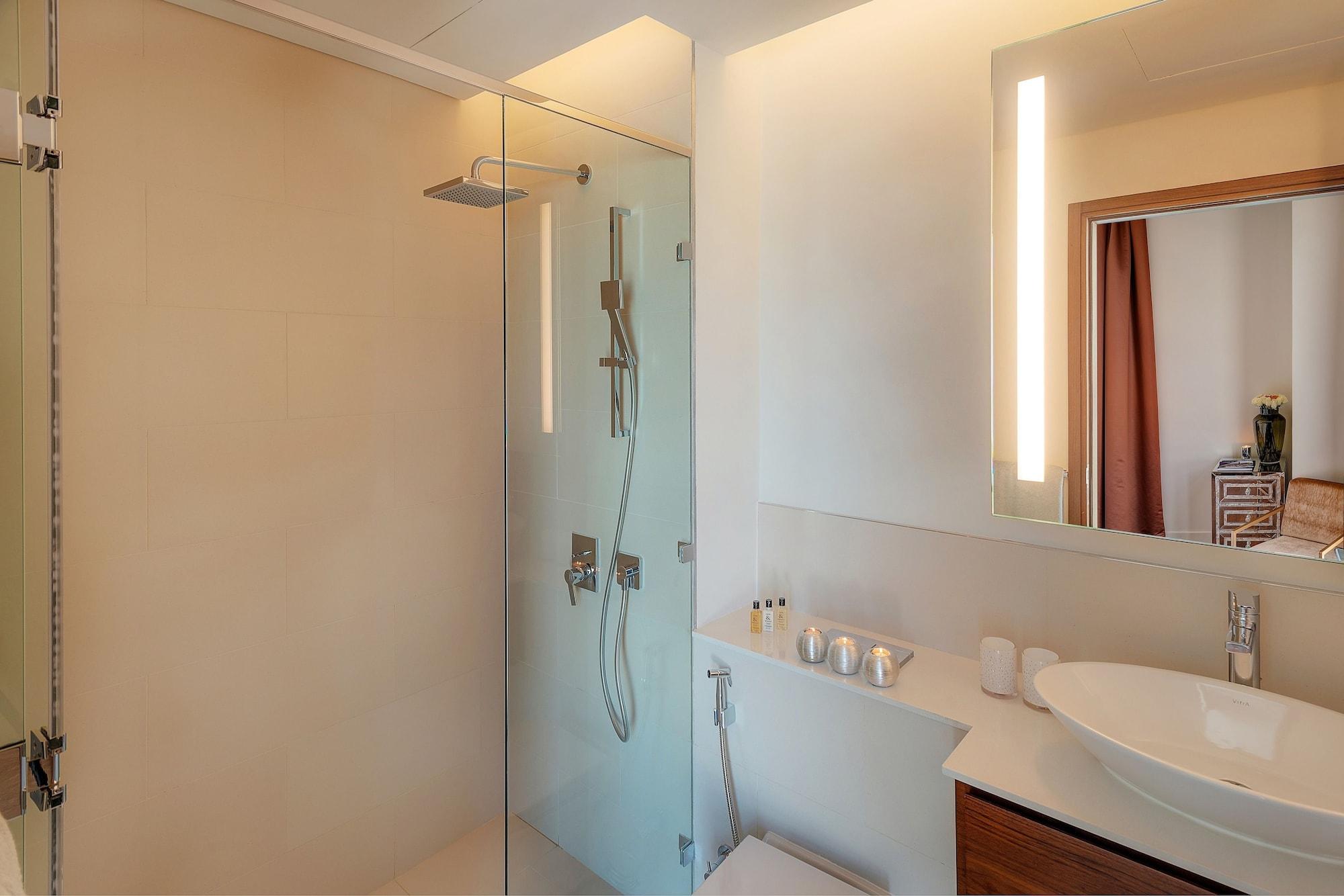 Dream - Walk Inn Dubai