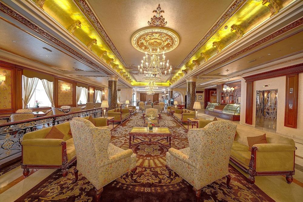 Royal Ascot Hotel 4*