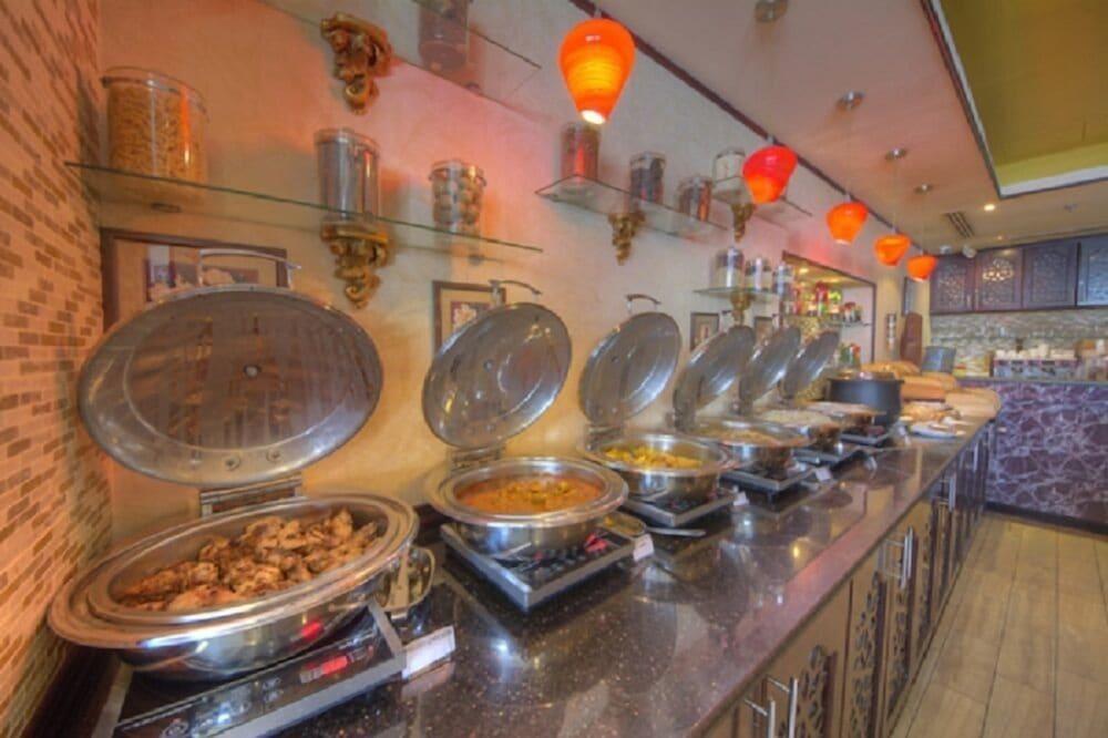 Fortune Pearl Hotel 3*