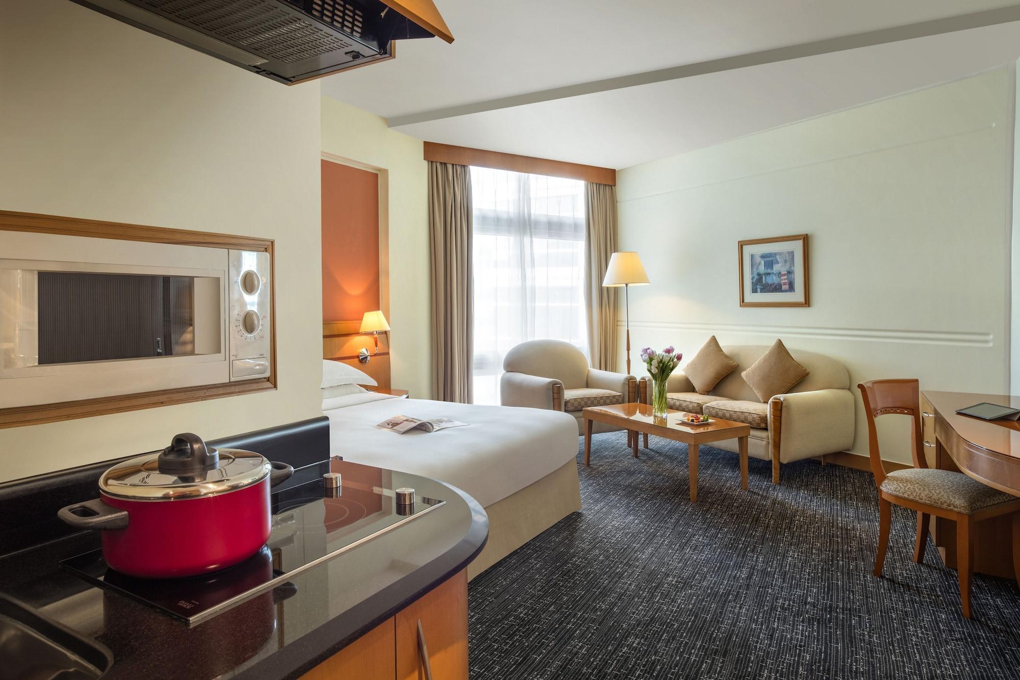 J5 - Port Saeed Hotel Dubai