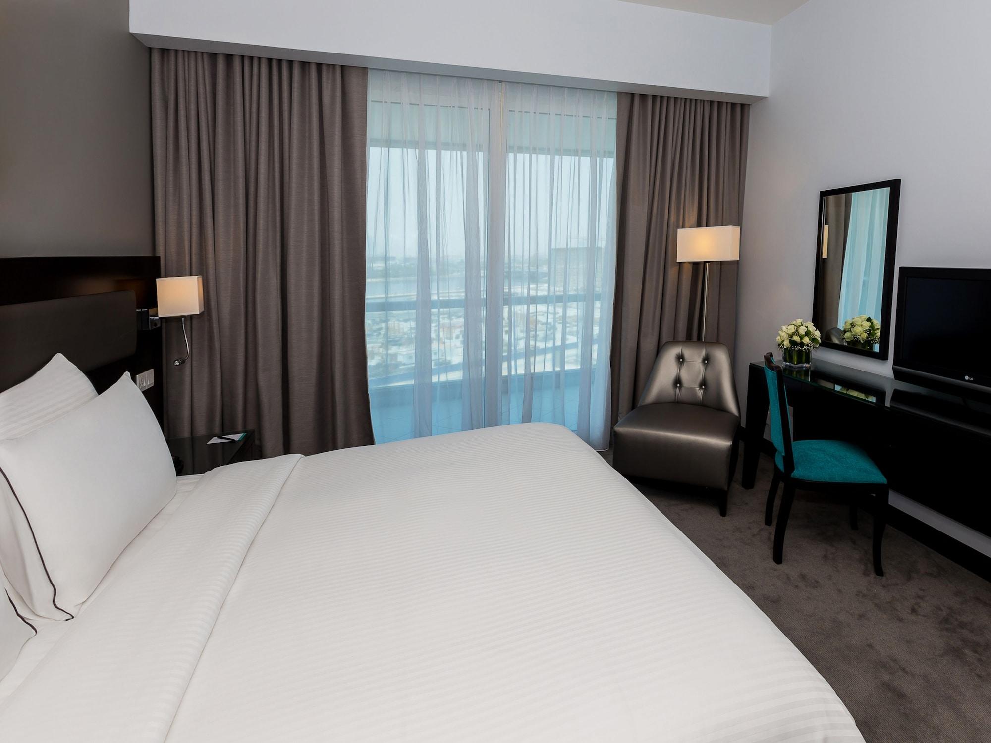 Apart Otel Flora Creek Deluxe Apartments, Dubai