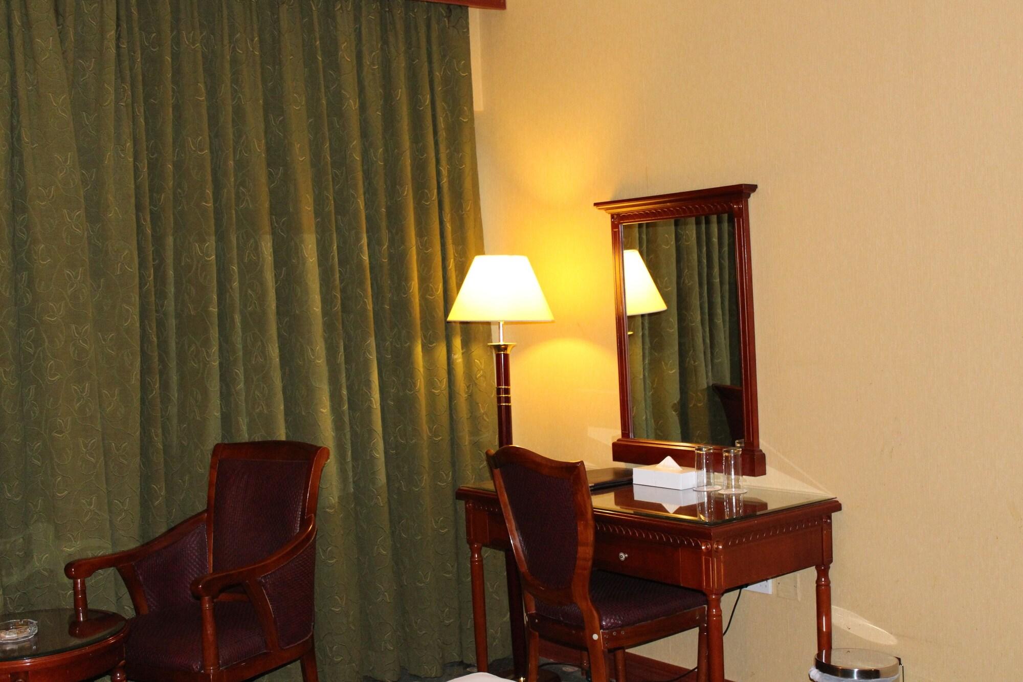 Mount Royal 2* Dubai