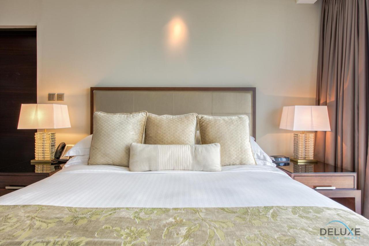 Marina Gem With Overlooking Canal Views 1br Next To Mall, The Address Residences, Marina By Deluxe Homes Apartment