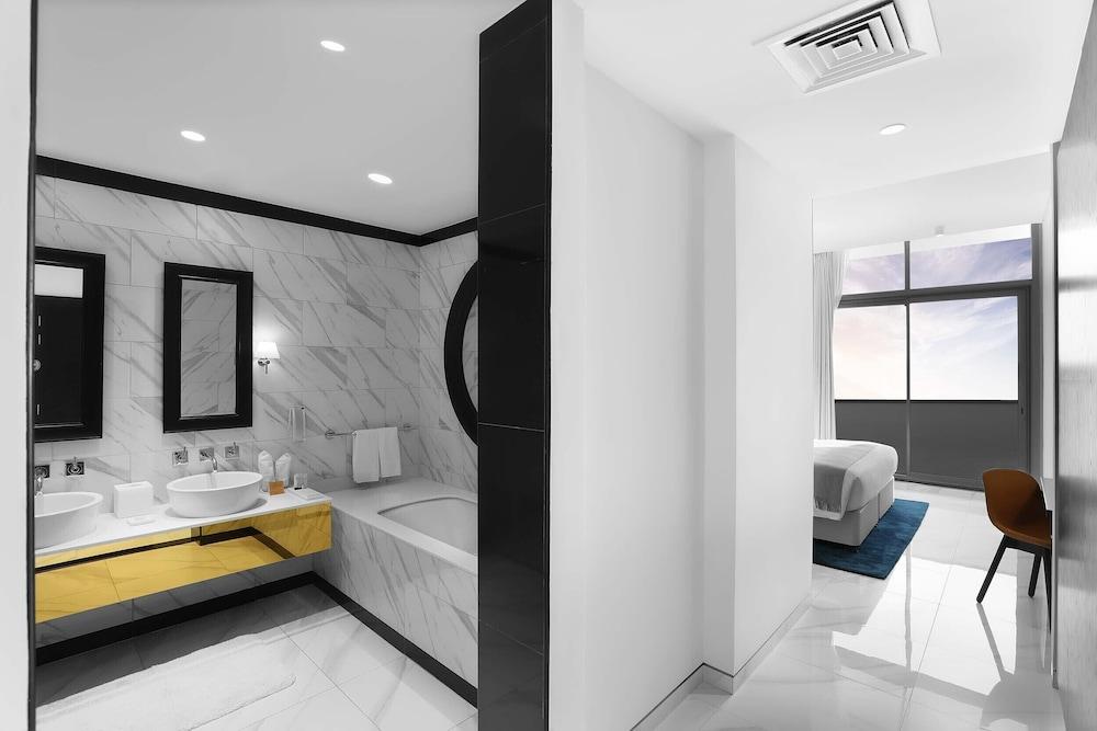 Millennium Atria Business Bay Aparthotel