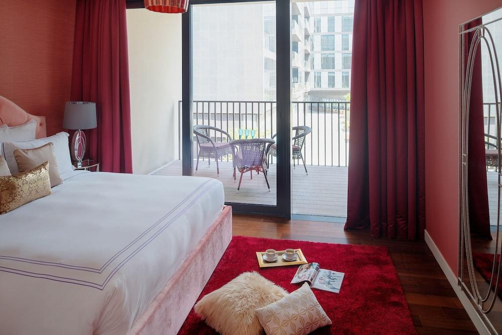 Dream - Walk Inn Dubai