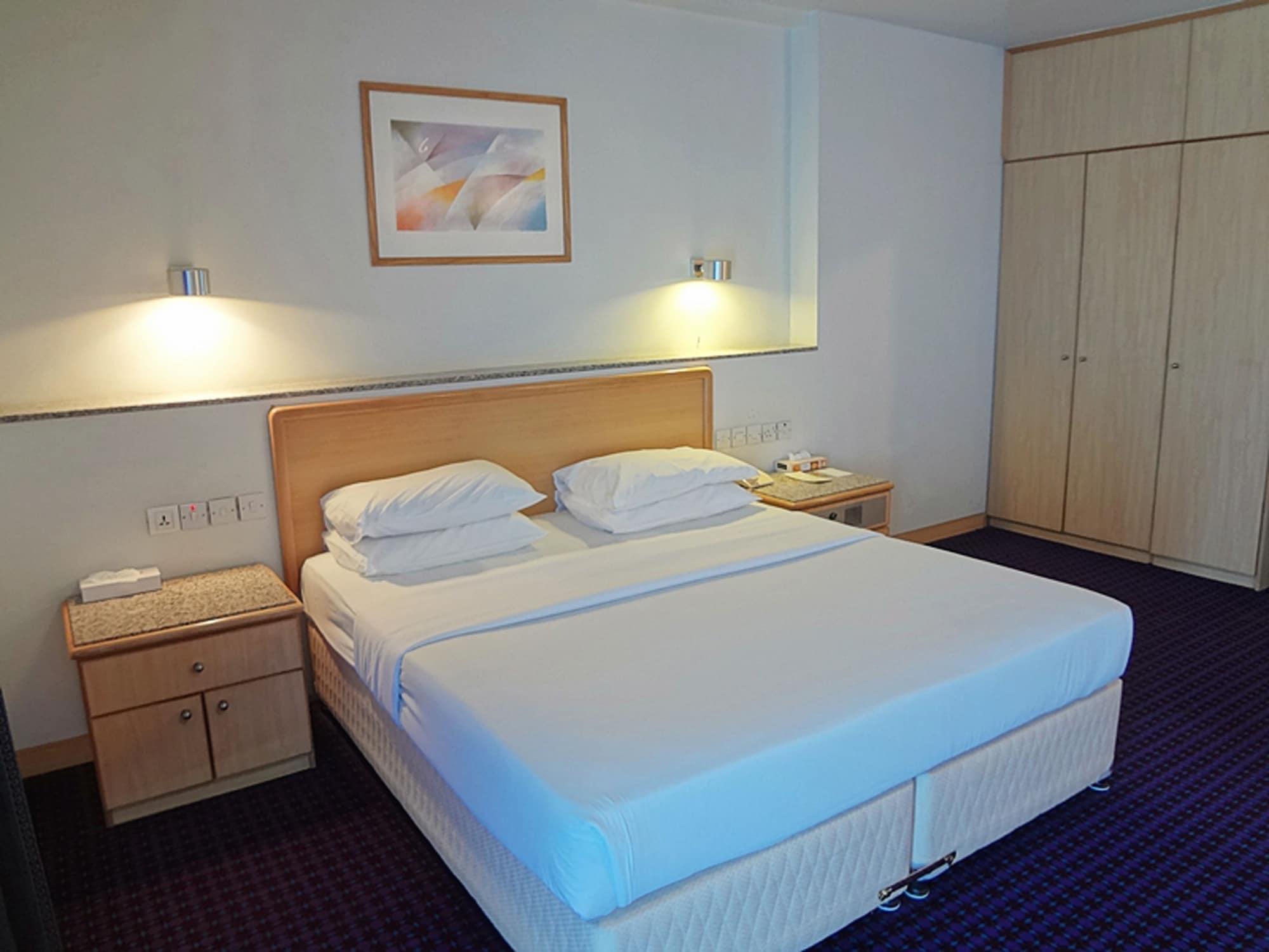 Ambassador Otel Dubai