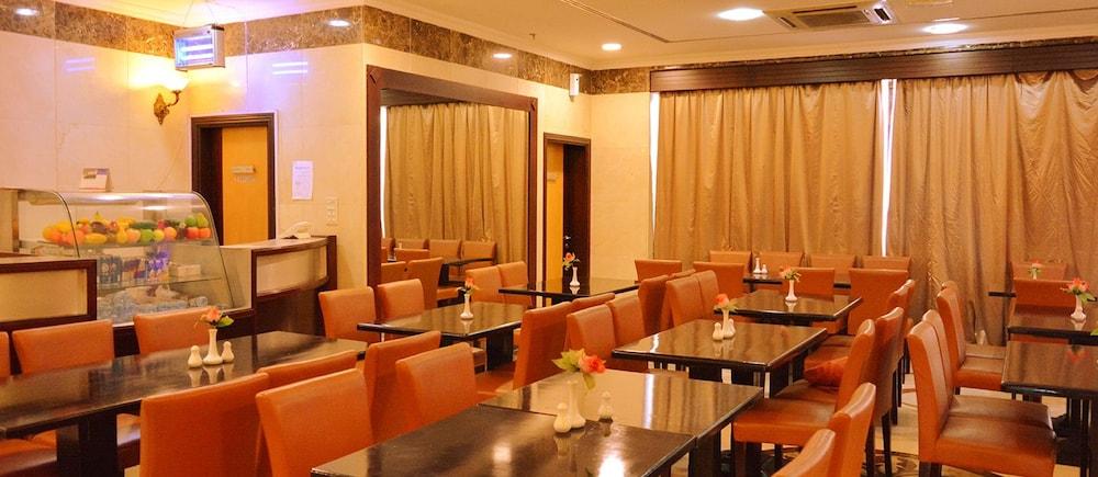 Icon Aparthotel