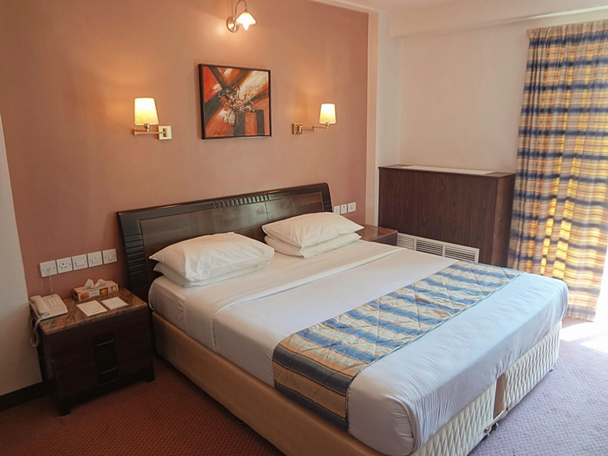 Ambassador Otel