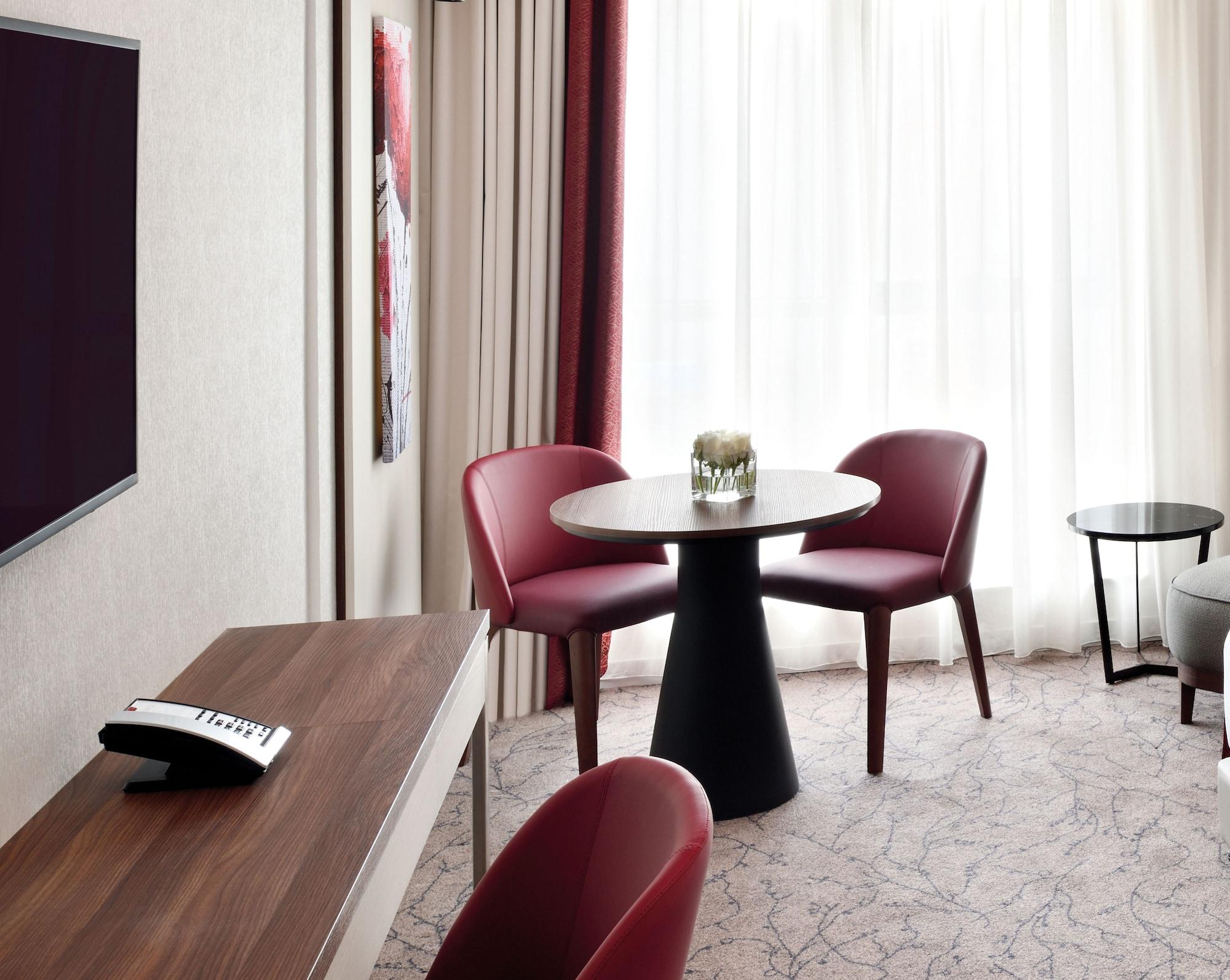 Moevenpick Downtown Aparthotel 5*