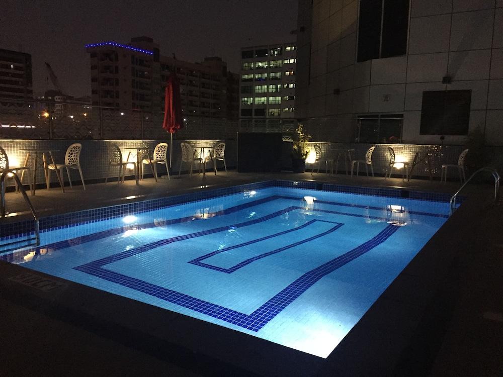 Omega 4* Dubai