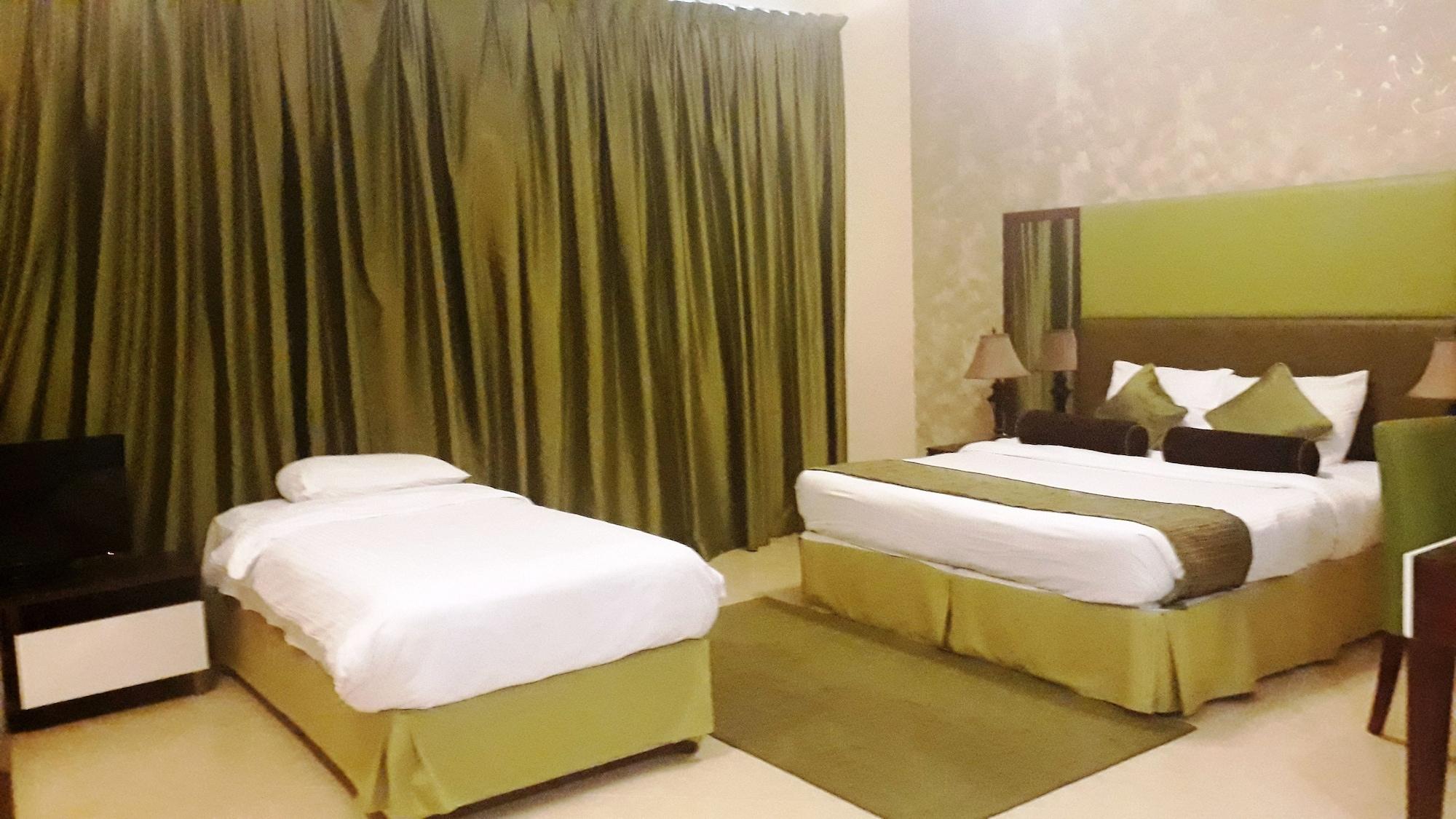 Al Waleed Palace Al Barsha Aparthotel 3*
