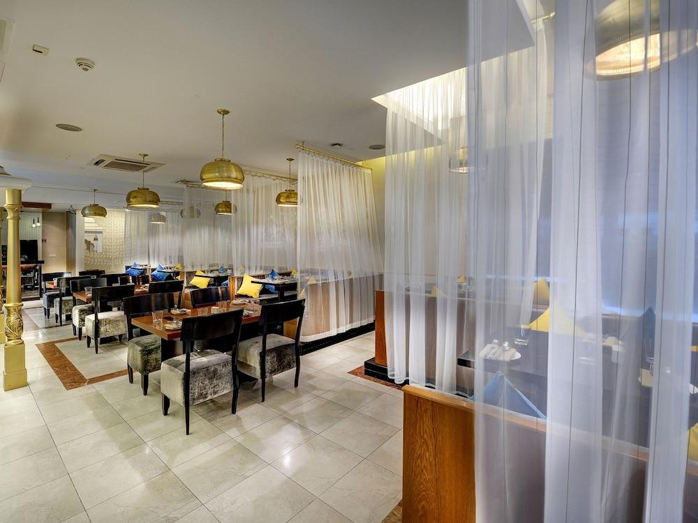 Citymax Bur Hotel 3*