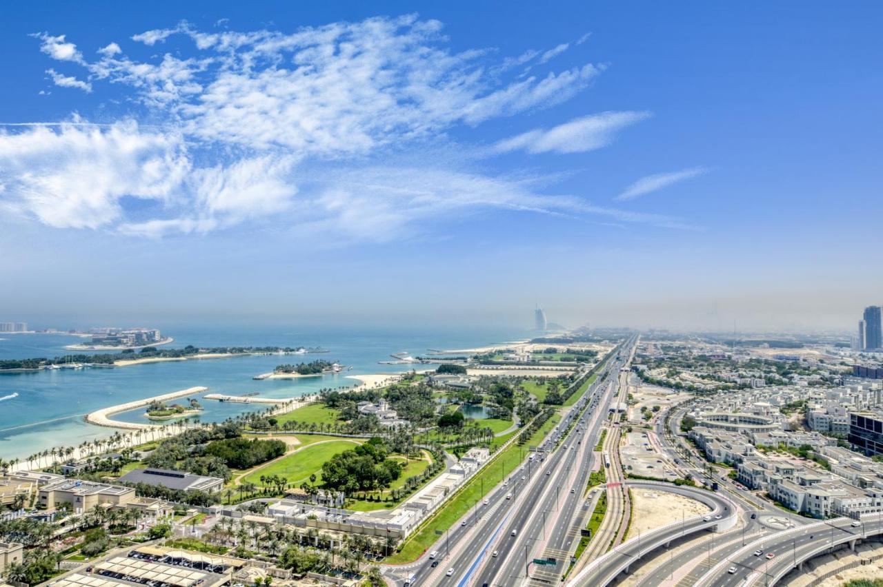 Avani Palm View Luxury *