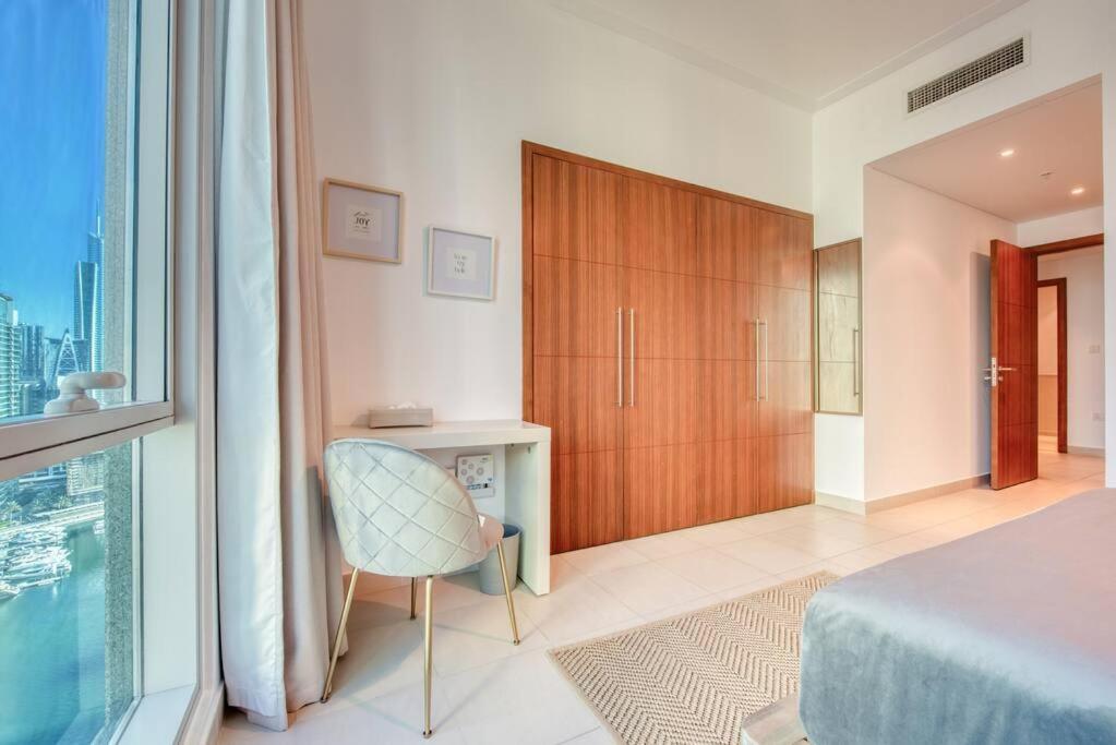 Attessa Tower, Marina Promenade, Marina - Mint Apartment Dubai