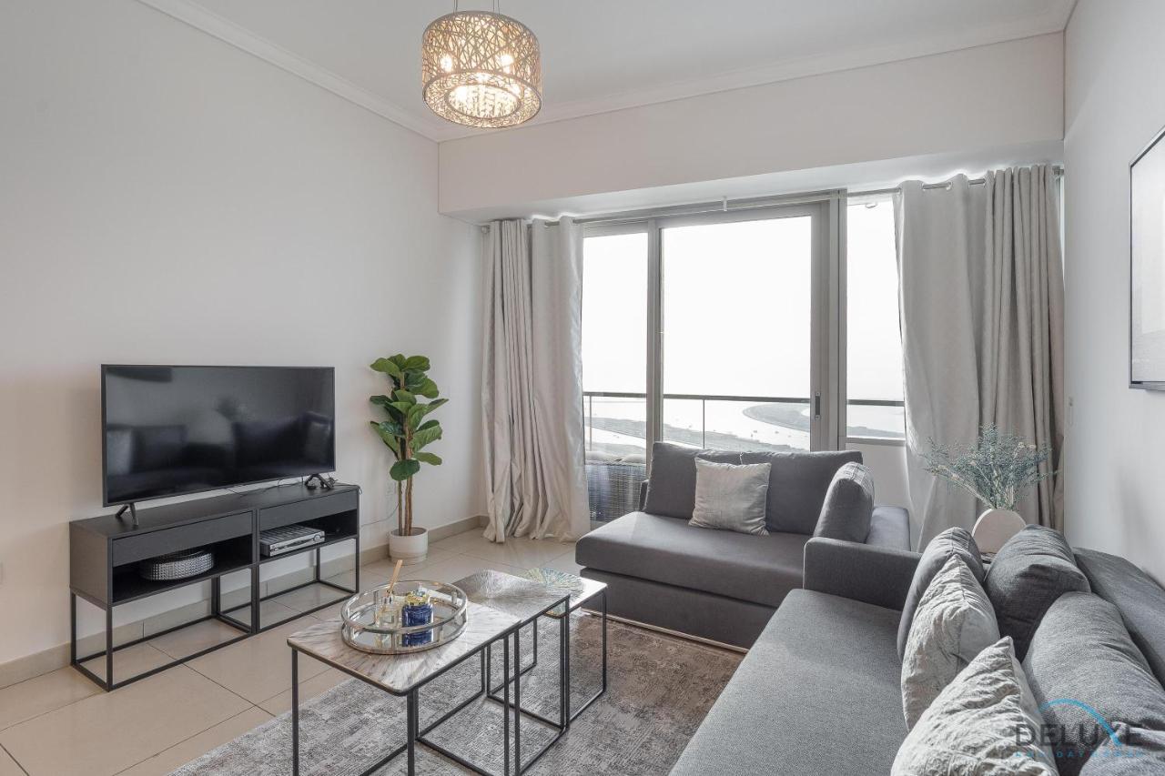 Apartment Scenic 1br At Ocean Heights Marina By Deluxe Homes Dubai