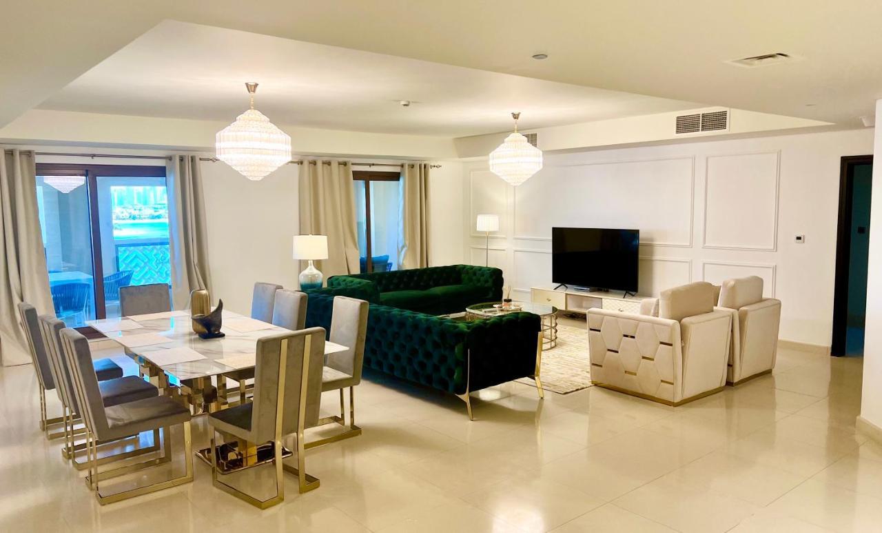 Spacious 4 Bd With Amazing Sea View