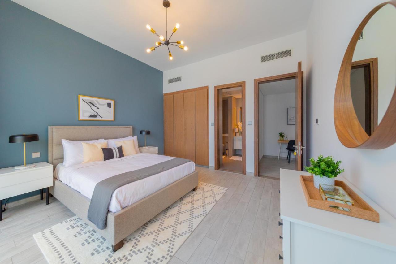 Eden's Homes & - Millennium Atria Residences Dubai