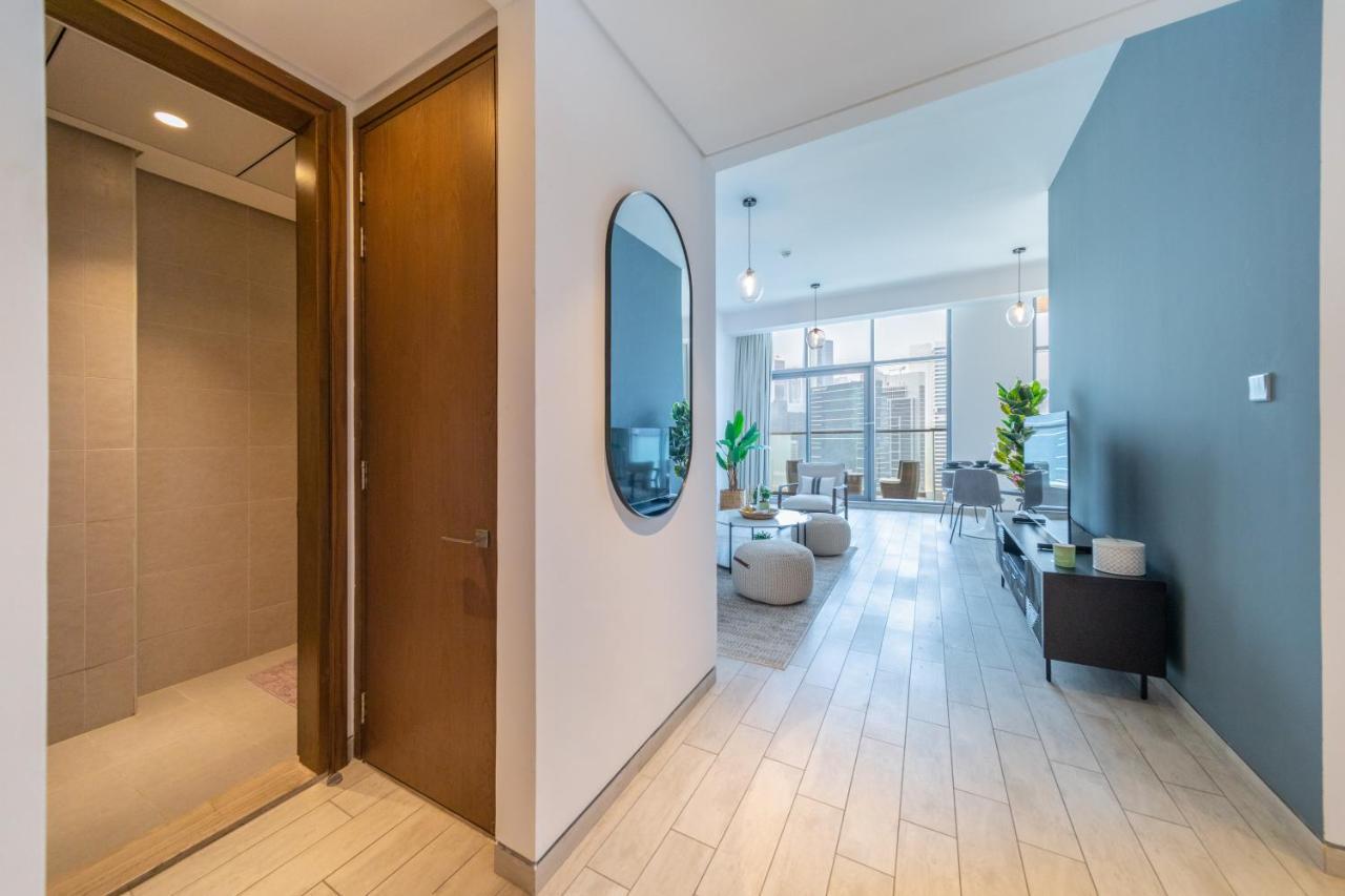 Eden's Homes & - Millennium Atria Residences Apartamento