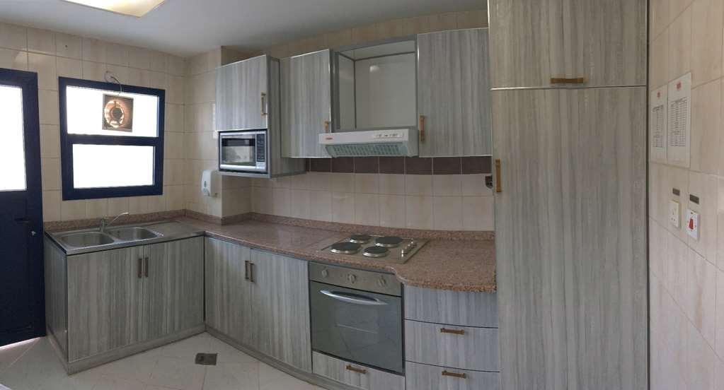 Al Jawhara Aparthotel