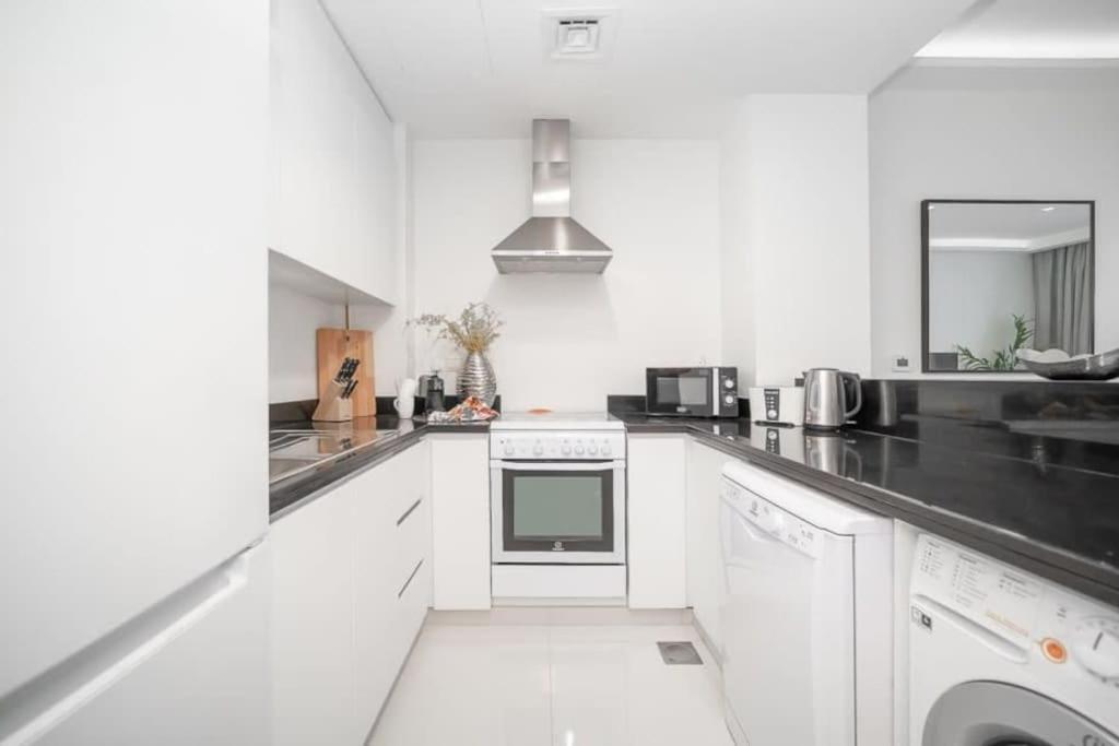 Daire Frank Porter - Damac Celestia Dubai