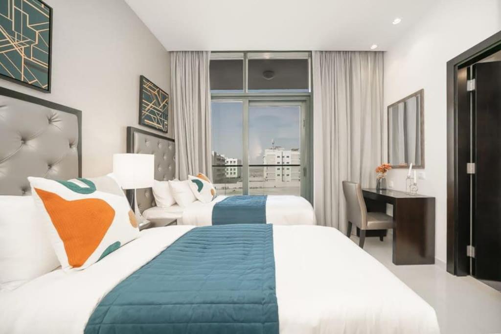 Frank Porter - Damac Celestia Daire Dubai