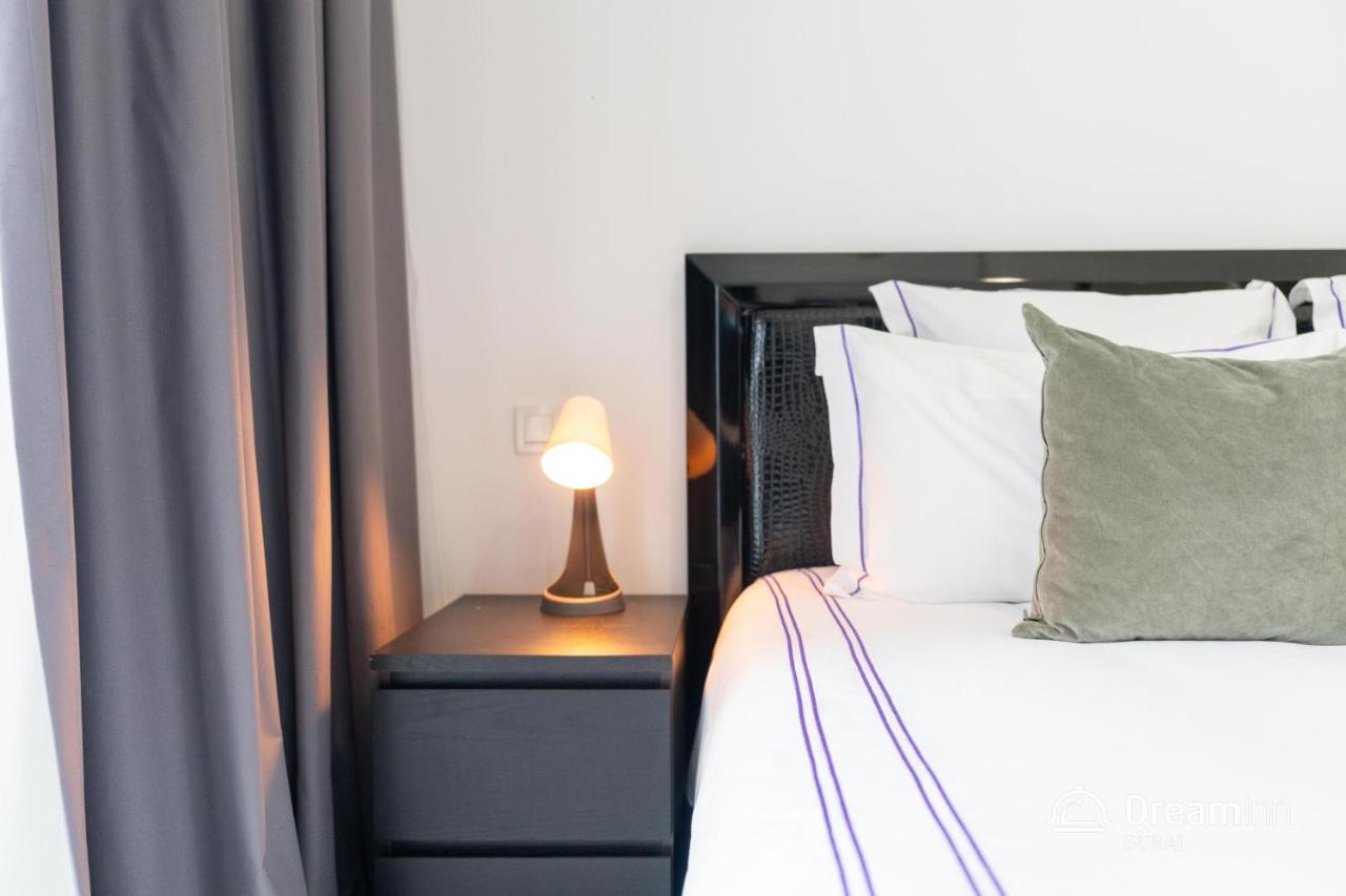 Dream - Bay Apartment Dubai