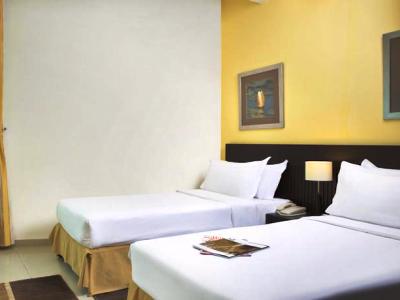 Time Crystal Aparthotel 3*
