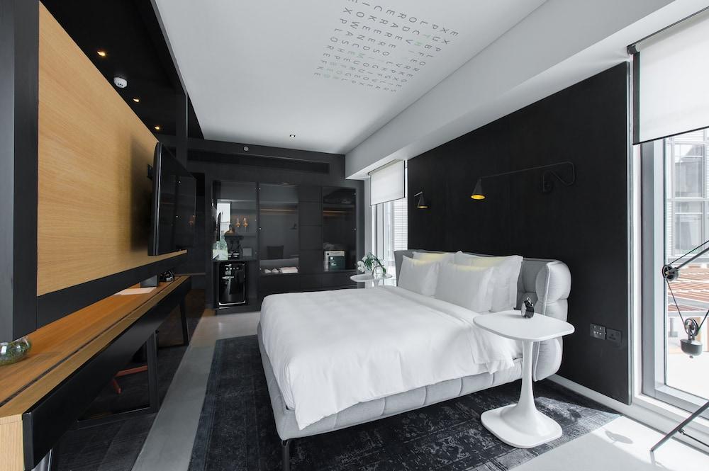 Hotel Canopy By Hilton Al Seef