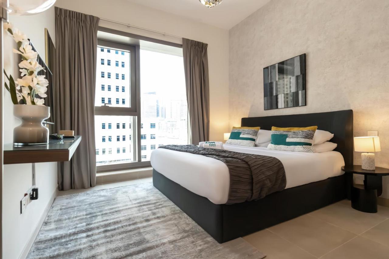 Fam Living - Marina - Steps Away From The Beach Apartment Dubai