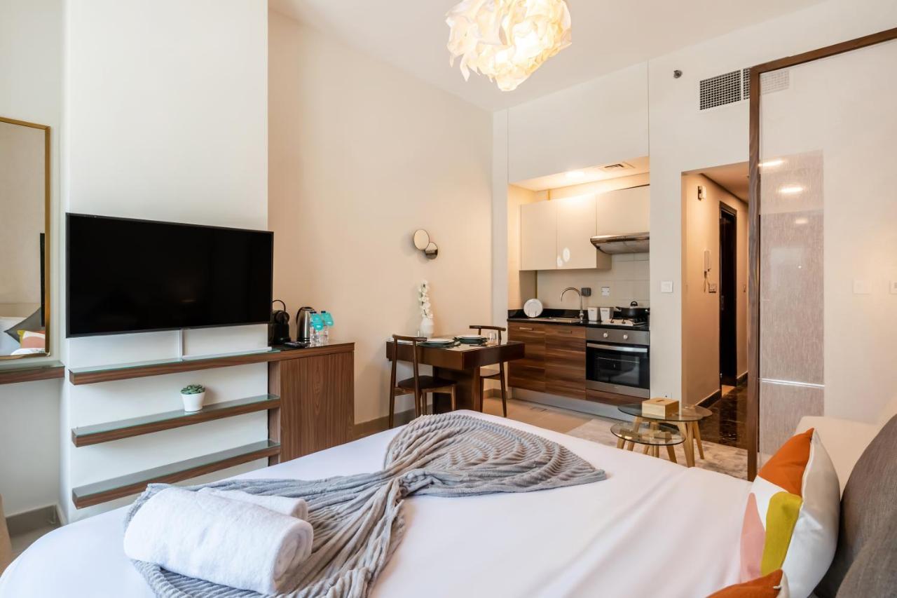 Fam Living - Marina - Steps Away From The Beach Dubai