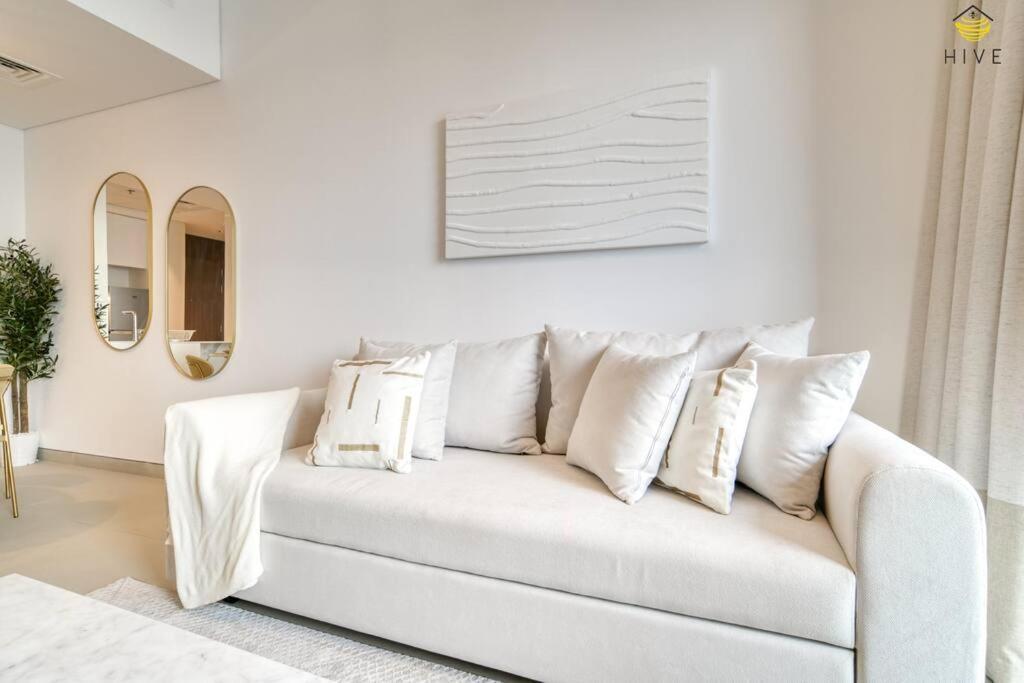 Gorgeous 1 Bedroom In Euro Apartment Dubai
