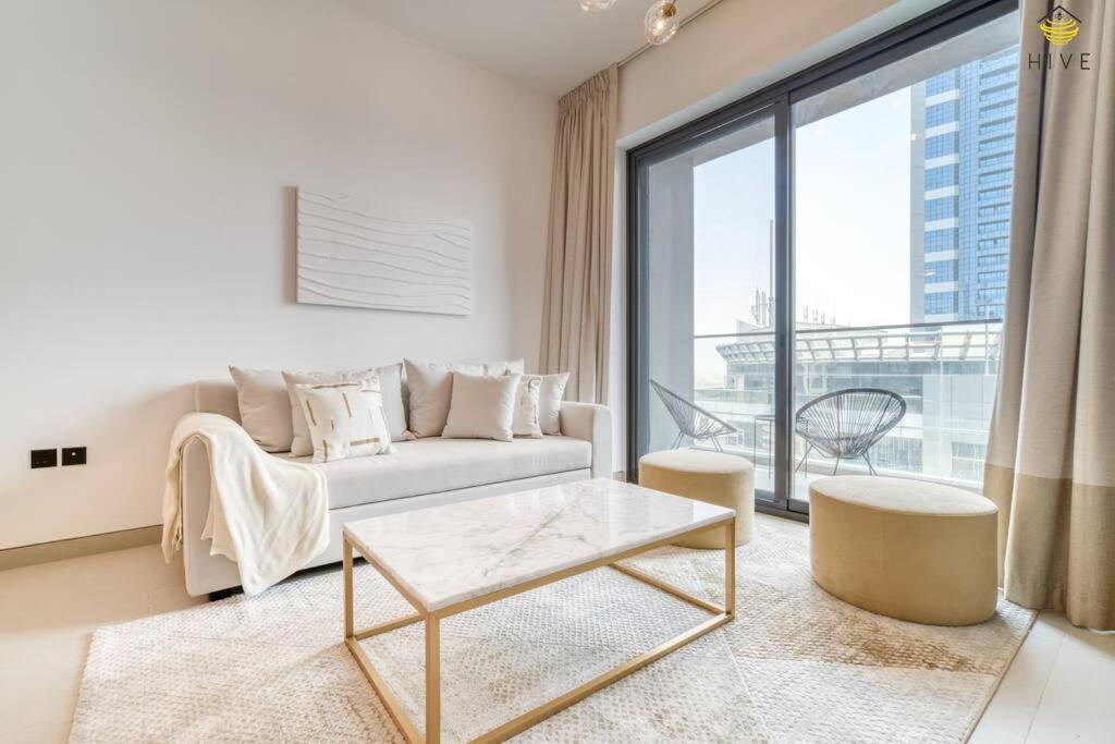Apartment Gorgeous 1 Bedroom In Euro *