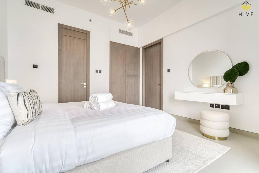 Gorgeous 1 Bedroom In Euro Apartment