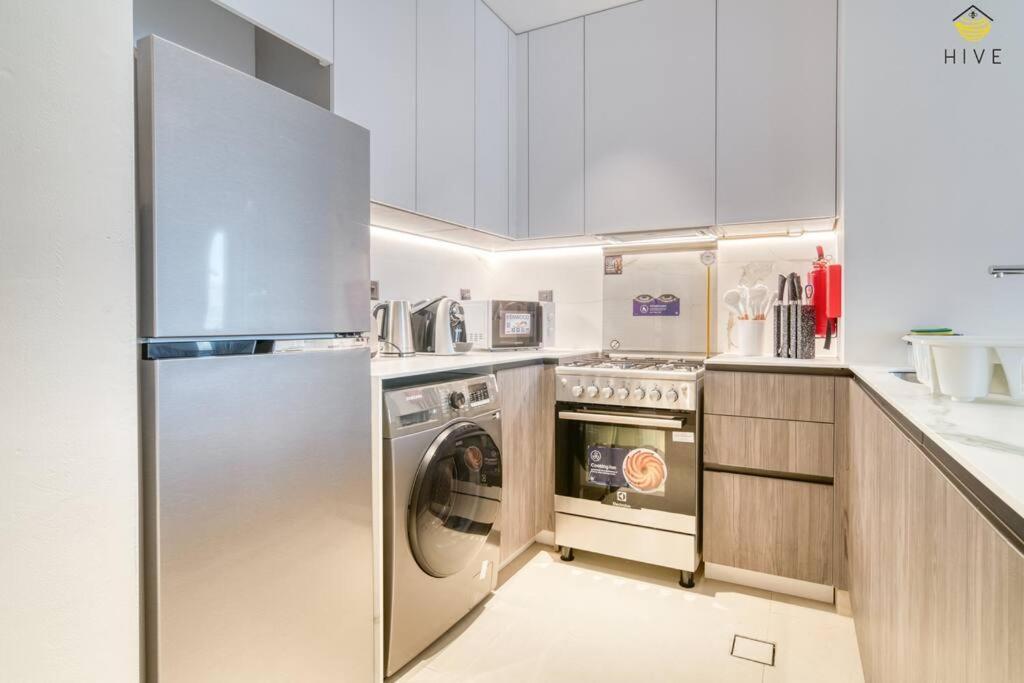 Apartment Gorgeous 1 Bedroom In Euro Dubai