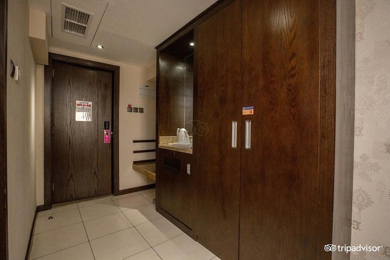 Hotel Deira 2*