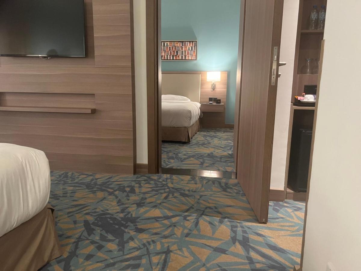 Mena Plaza Albarsha At The Mall Hotel 4*