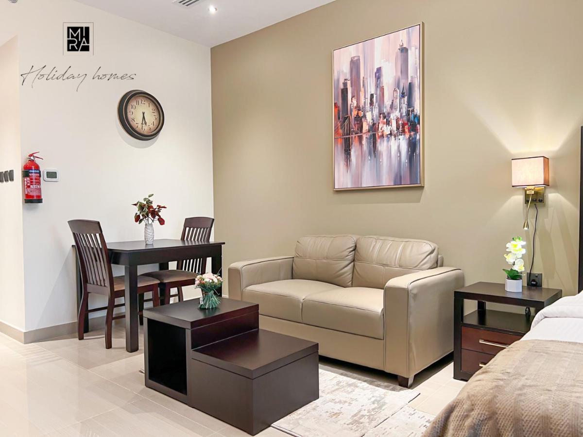 Mira Homes - Lovely With Balcony Apartment