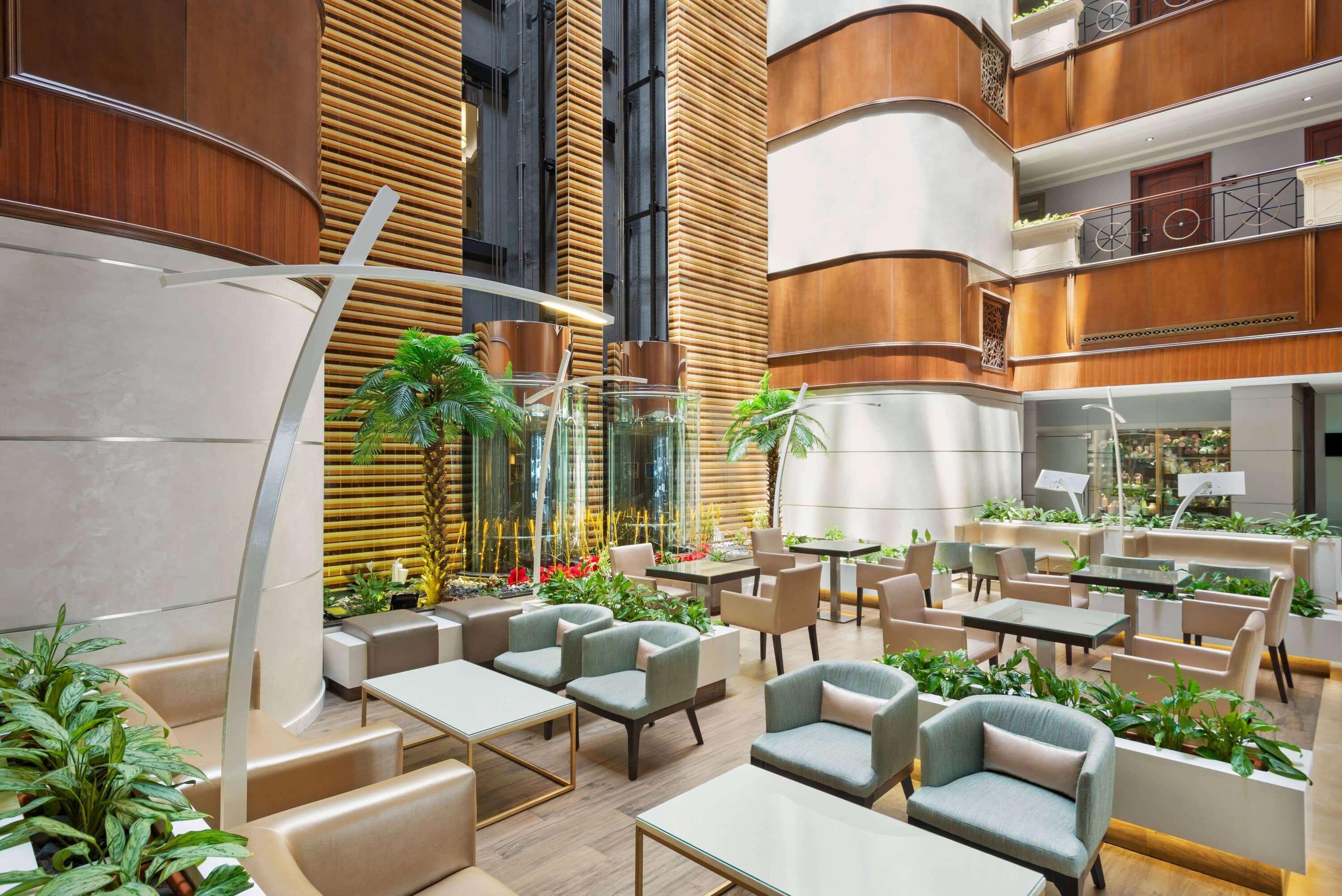 Hotel Howard Johnson Plaza By Wyndham Deira Dubai