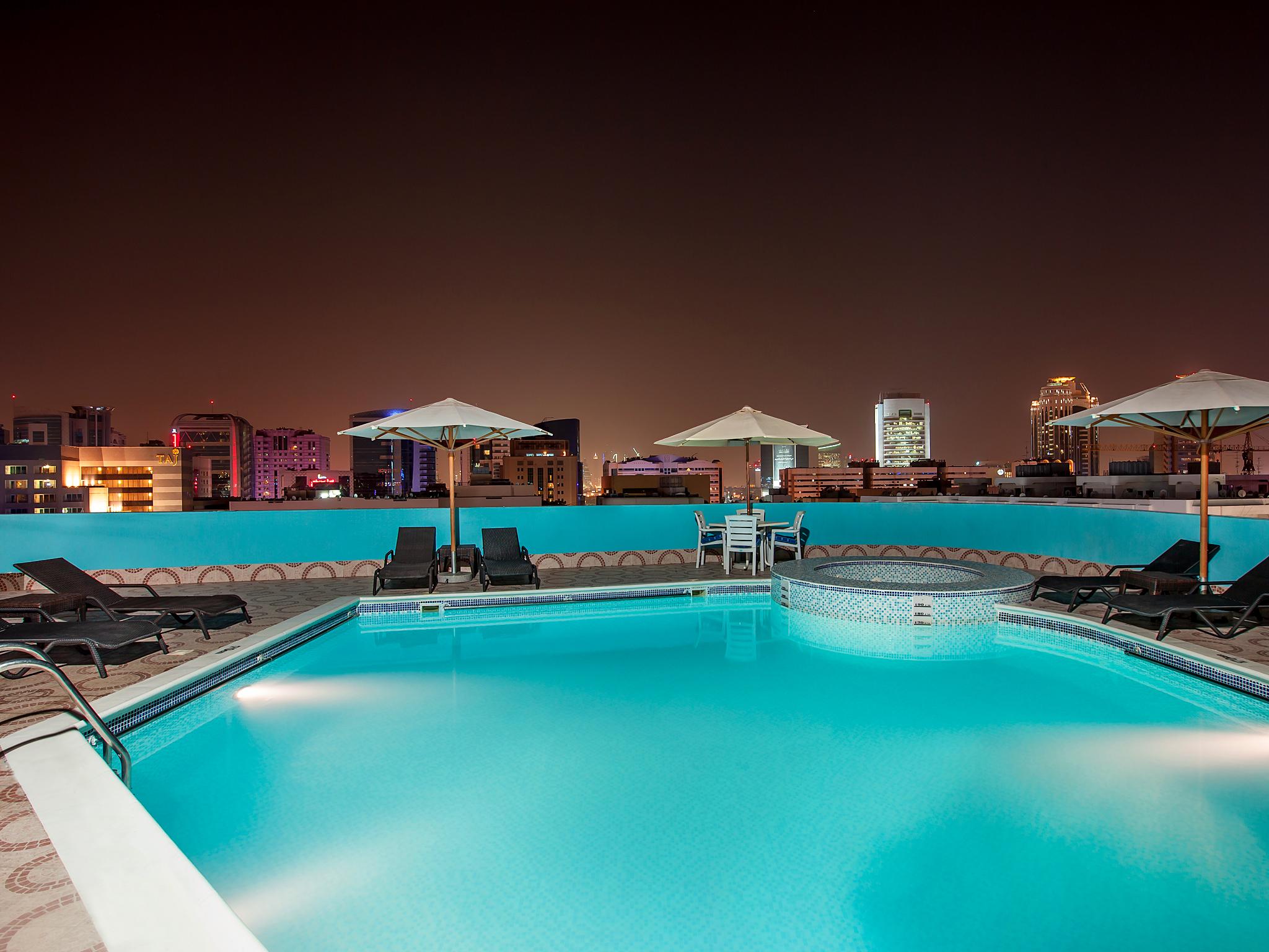 Howard Johnson Plaza By Wyndham Deira Hotel Dubai