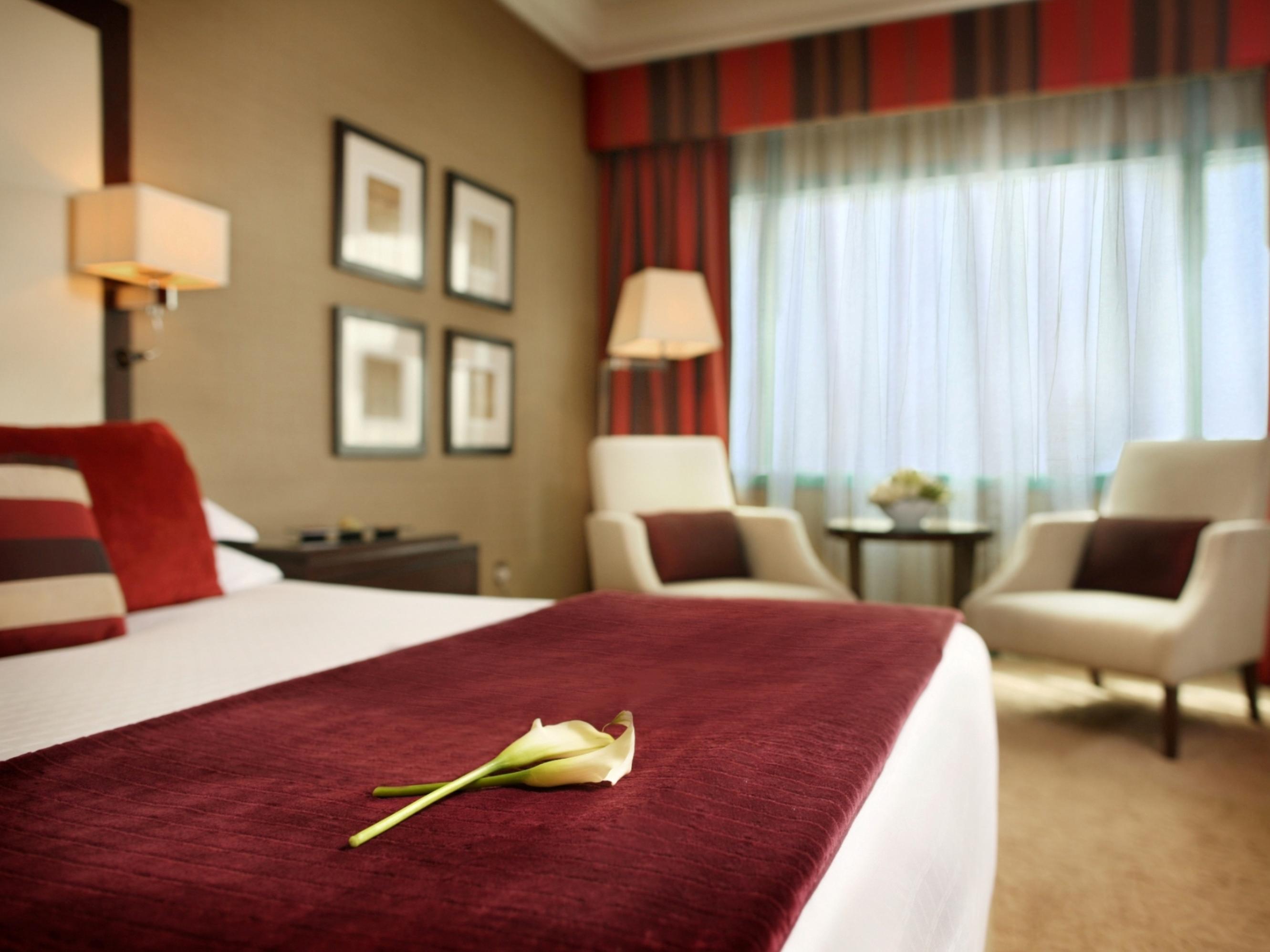 Otel Moevenpick Grand Al Bustan 5*