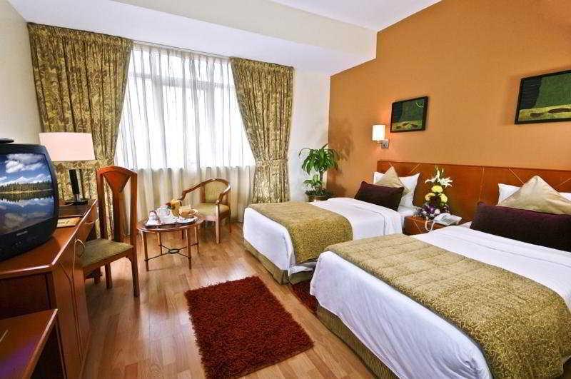 Landmark 3*
