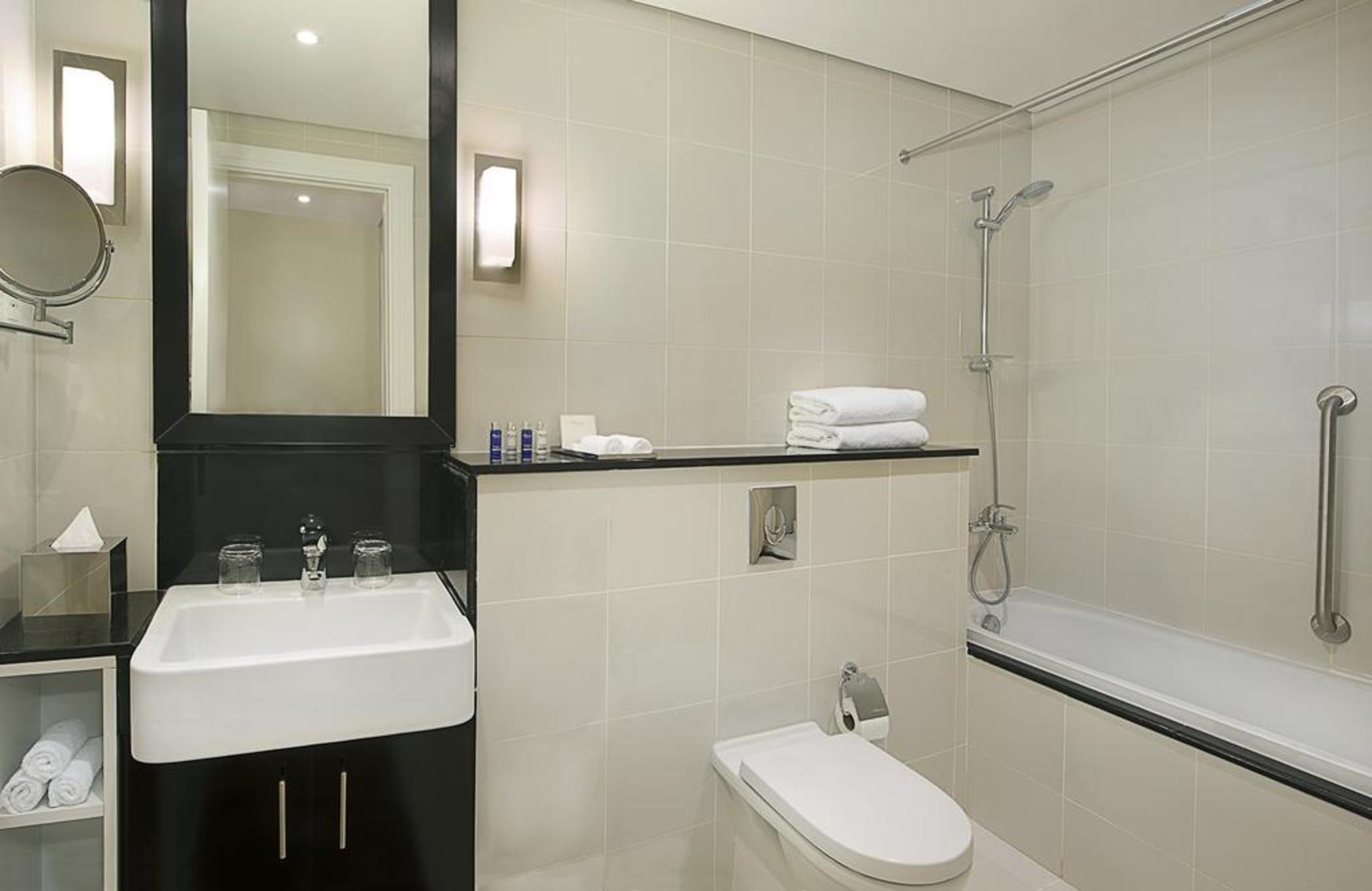 Damac Maison Cour Jardin 5*