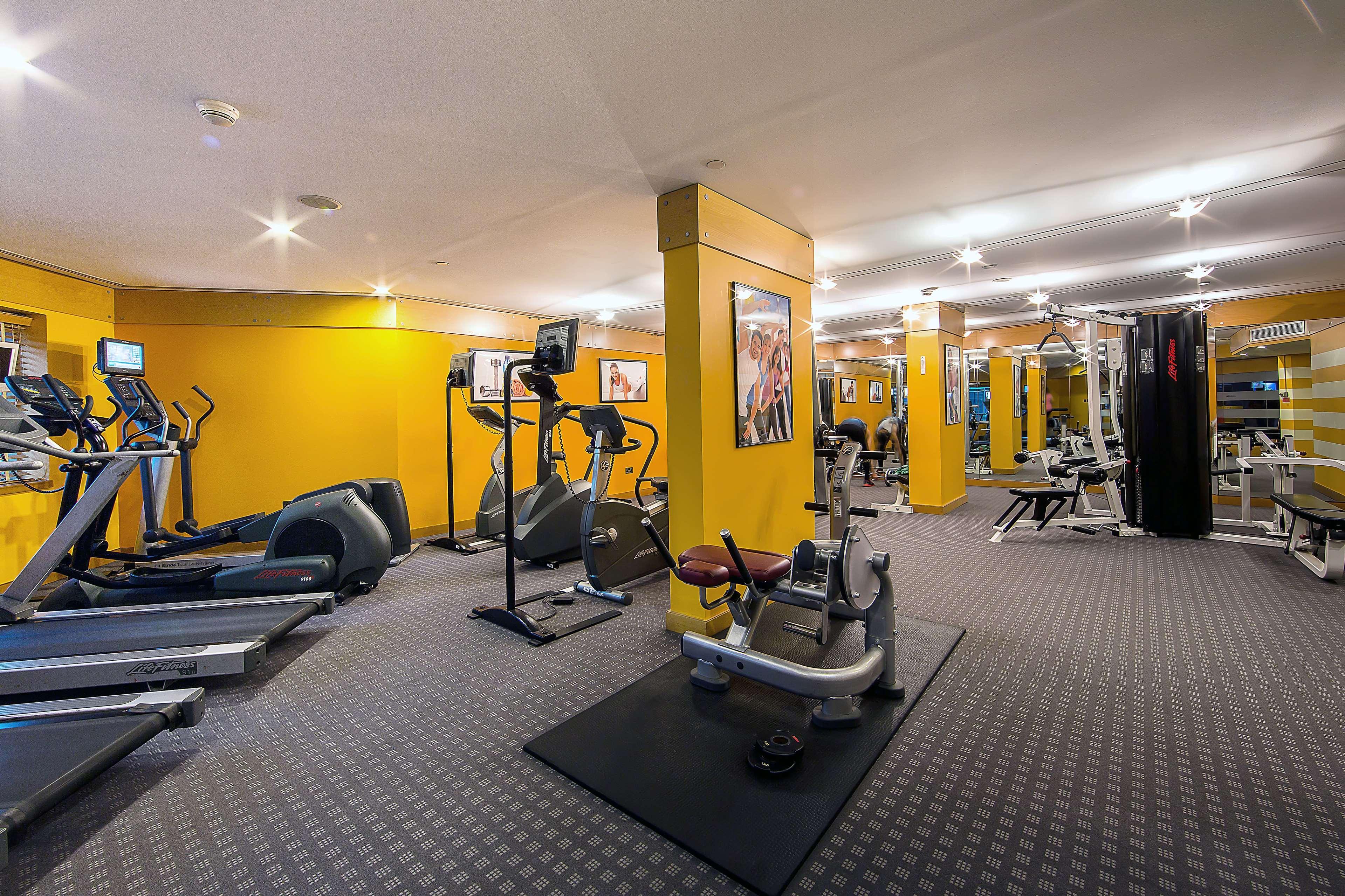 Ramada Plaza By Wyndham Deira Hotel 4*