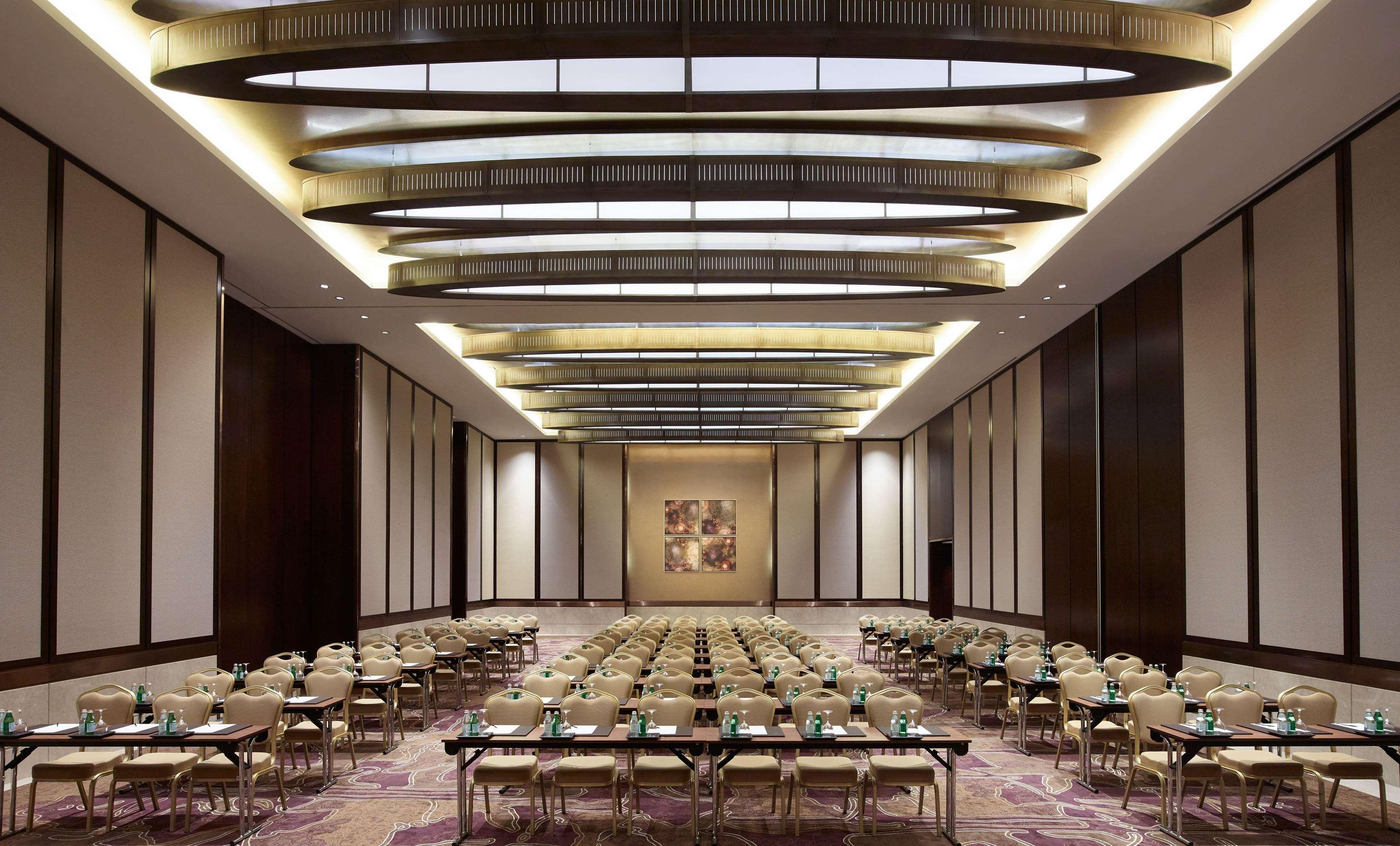 Swissotel Living Al Ghurair - Deira & Creek - 5*