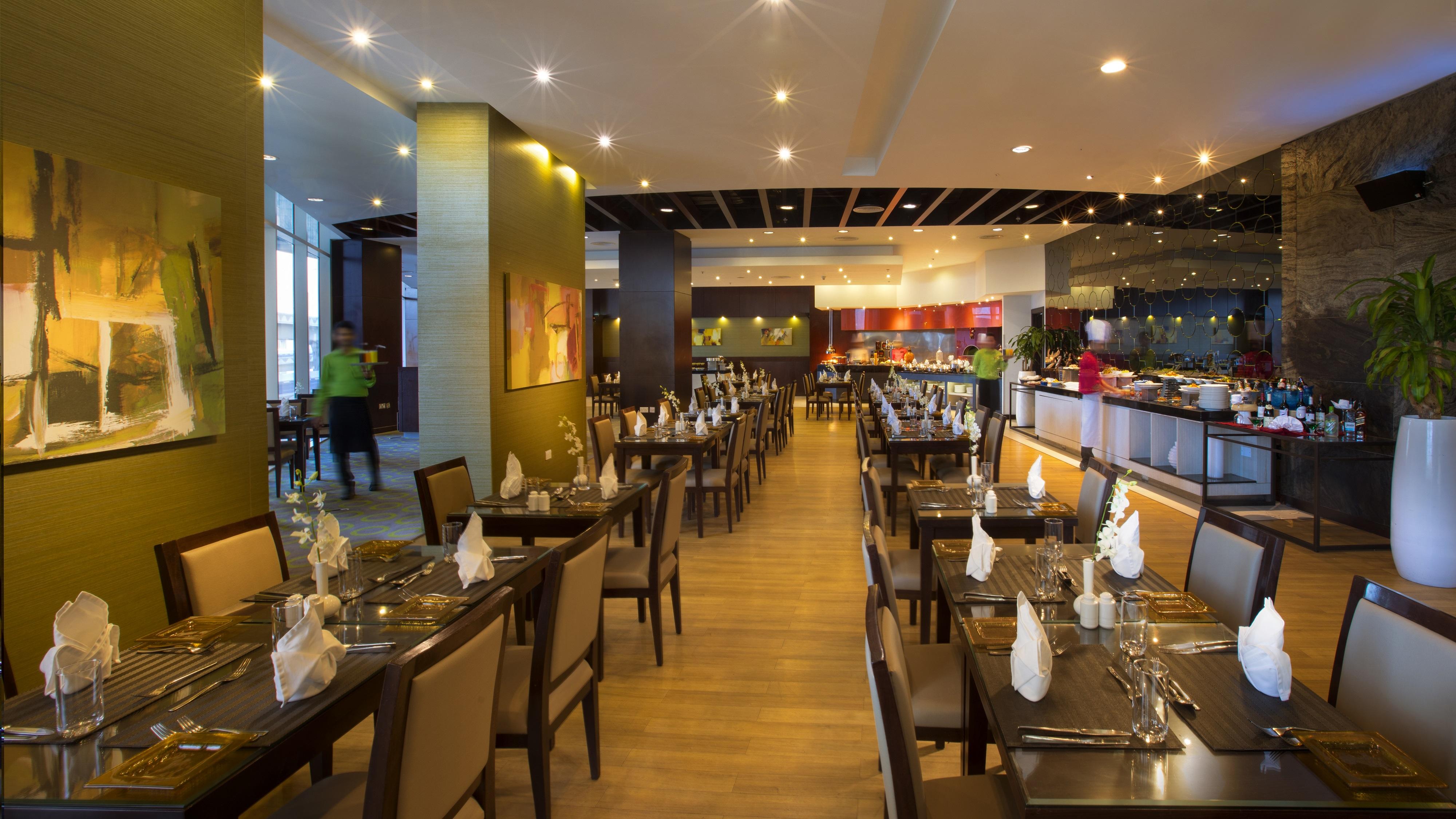Hotel Millennium Downtown 4*