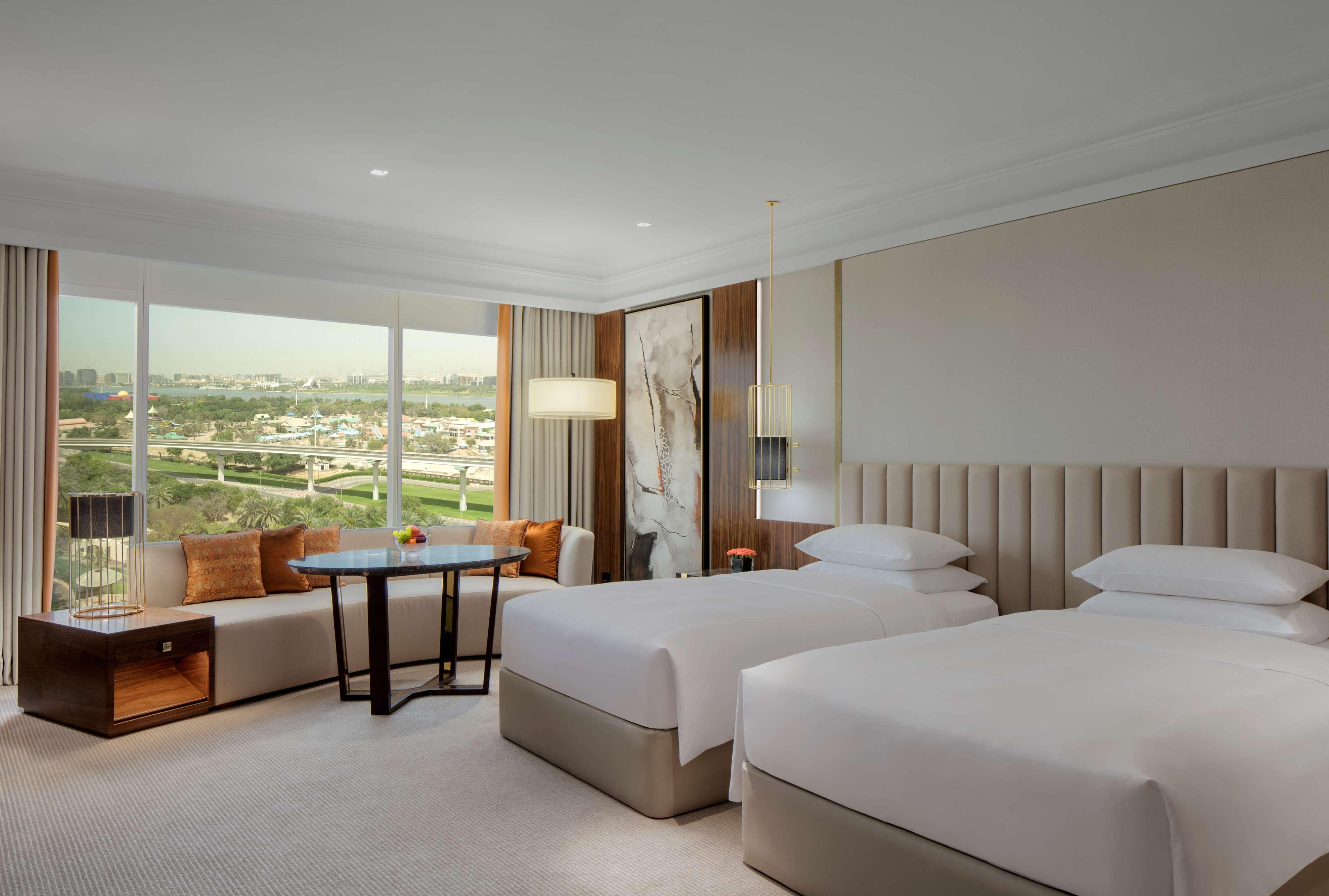 Hotel Grand Hyatt 5*