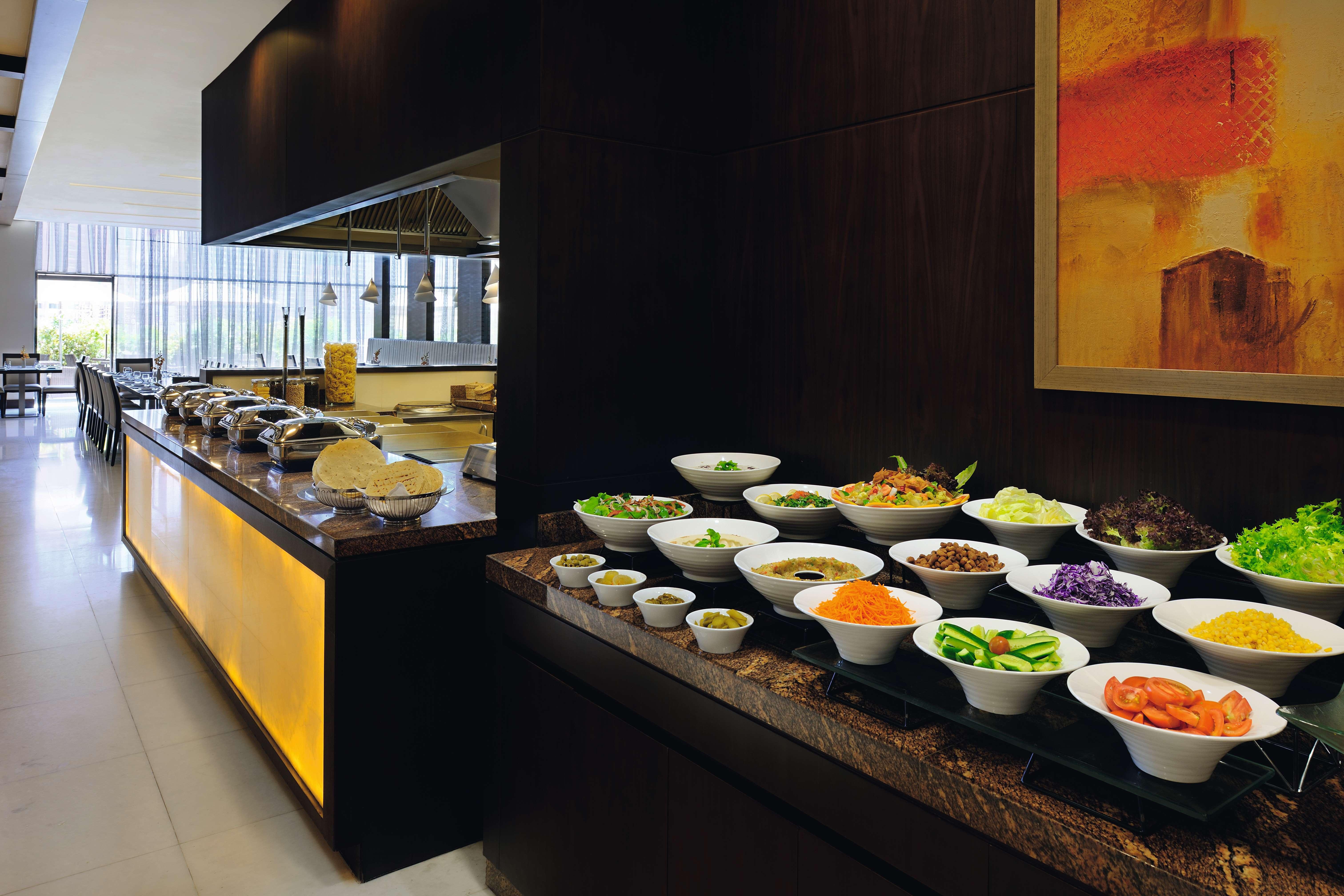 Moevenpick Al Mamzar 5* Dubai