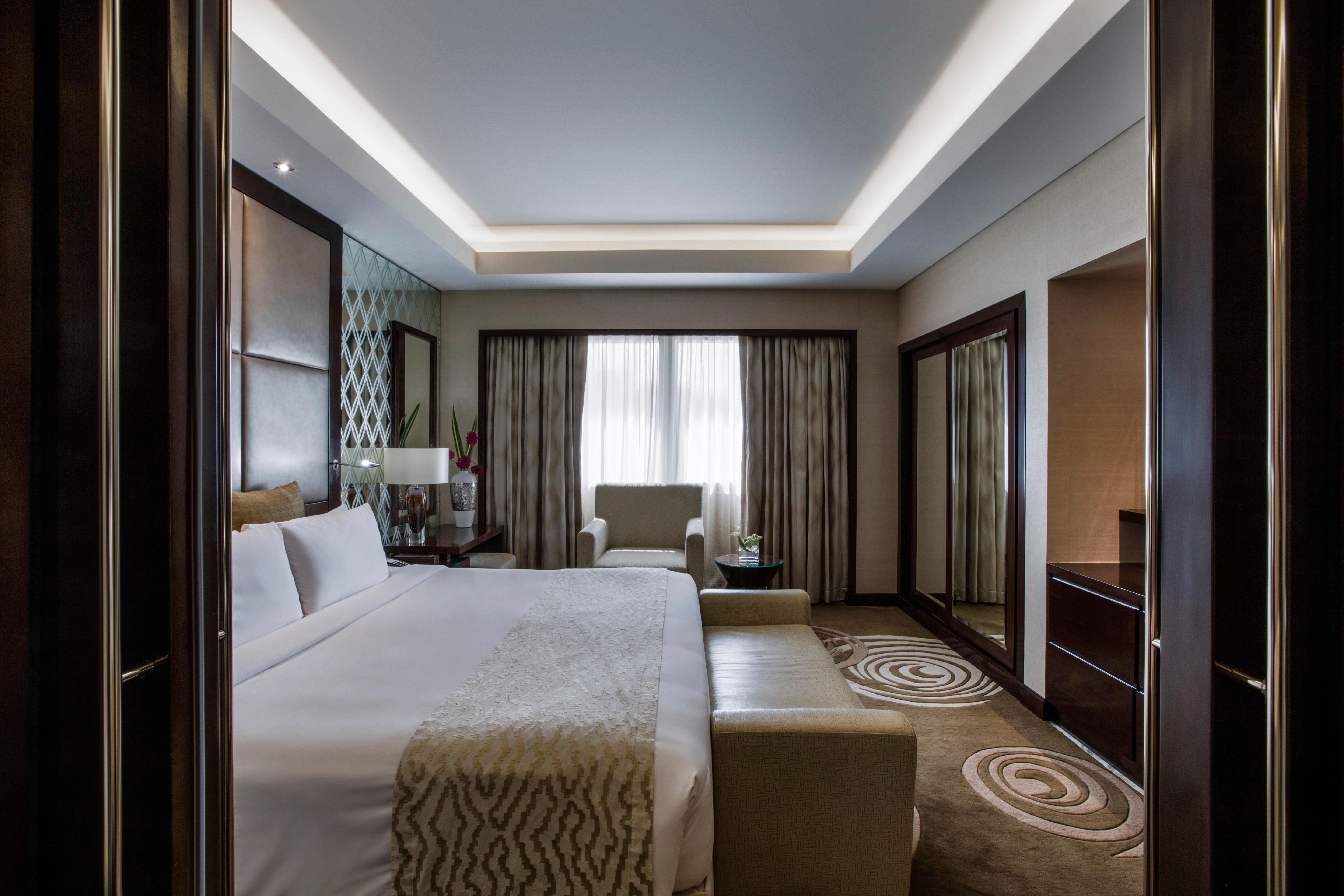 Crowne Plaza Deira By Ihg 5*